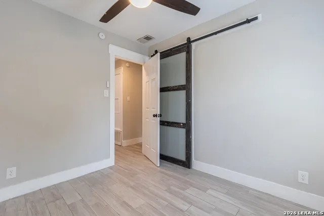1423 Northglen San Antonio, TX 78227