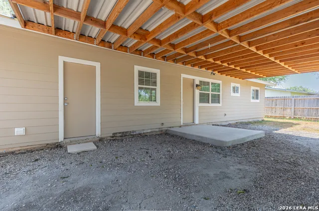 1423 Northglen San Antonio, TX 78227