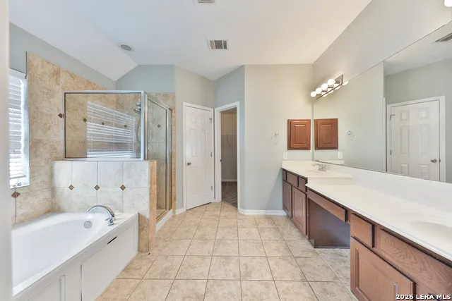 9019 RIO SEDONA DM Helotes, TX 78023