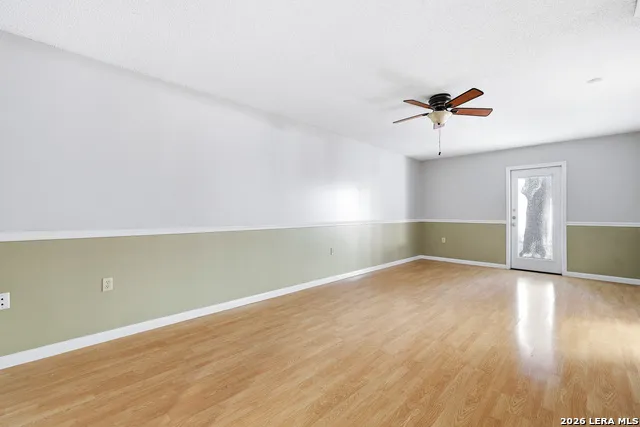 8411 Aristotle Universal City, TX 78148