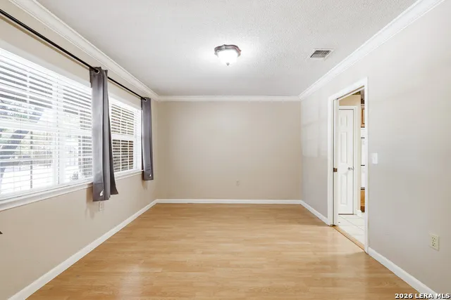8411 Aristotle Universal City, TX 78148
