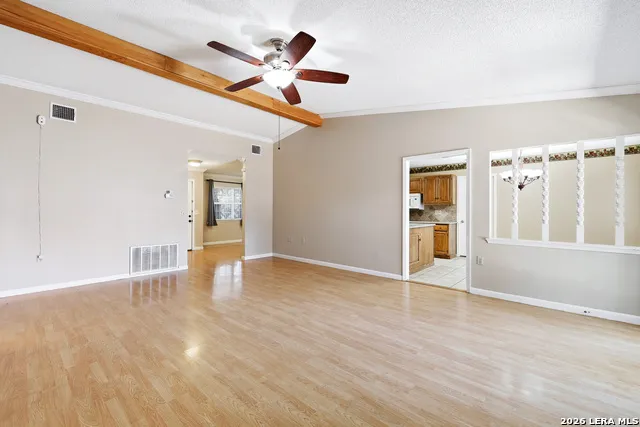 8411 Aristotle Universal City, TX 78148