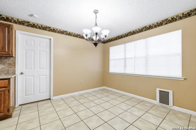 8411 Aristotle Universal City, TX 78148