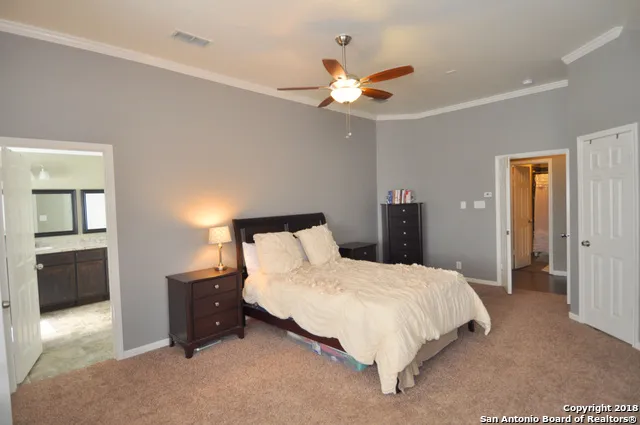 12427 Hart Cliff San Antonio, TX 78249