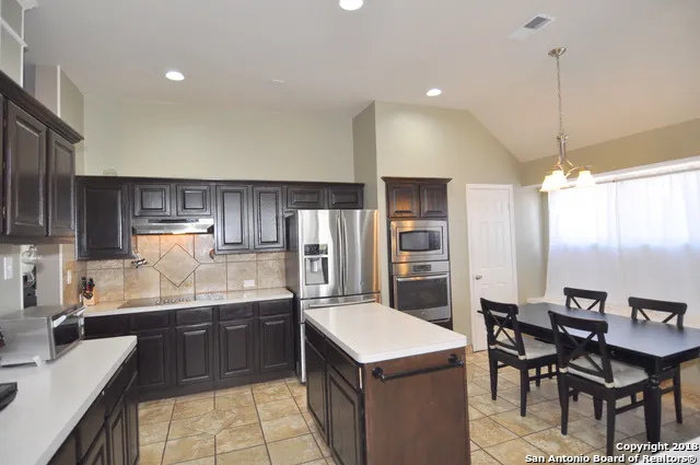 12427 Hart Cliff San Antonio, TX 78249