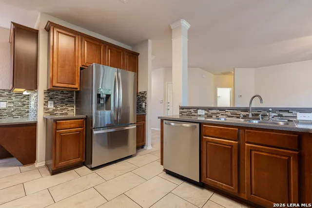 1303 ALPINE POND San Antonio, TX 78260
