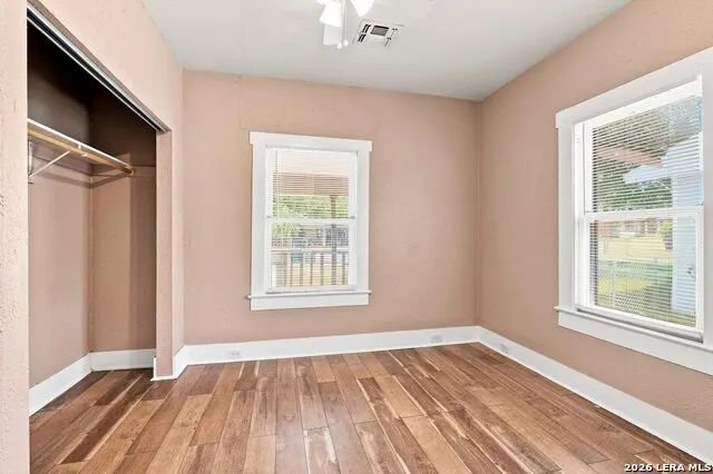 506 E WHITTIER ST San Antonio, TX 78210
