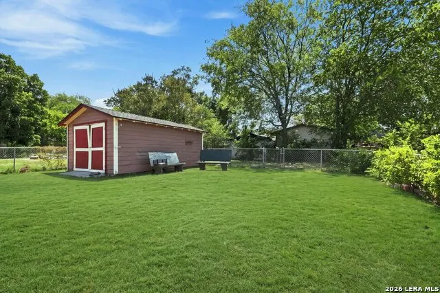 506 E WHITTIER ST San Antonio, TX 78210