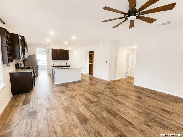 6711 Hoffman Plain San Antonio, TX 78252