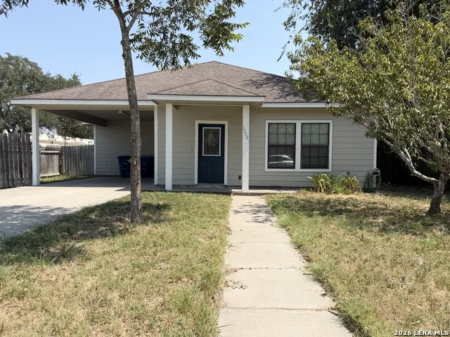 1808 McKinley St Beeville, TX 78102