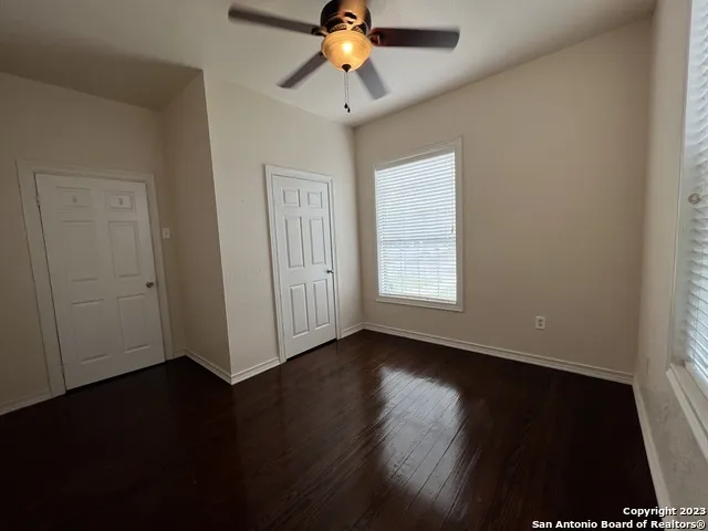 1011 Dawson St San Antonio, TX 78202