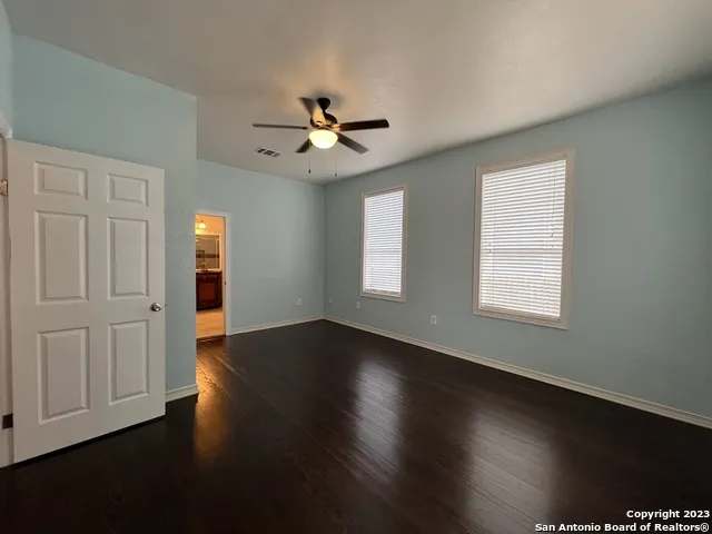 1011 Dawson St San Antonio, TX 78202