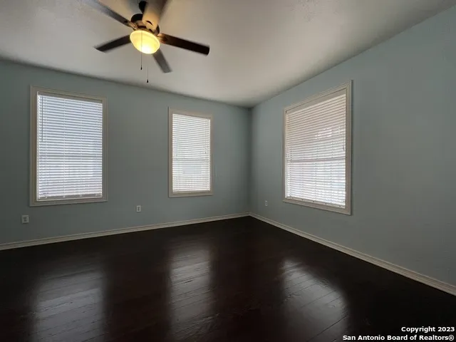 1011 Dawson St San Antonio, TX 78202
