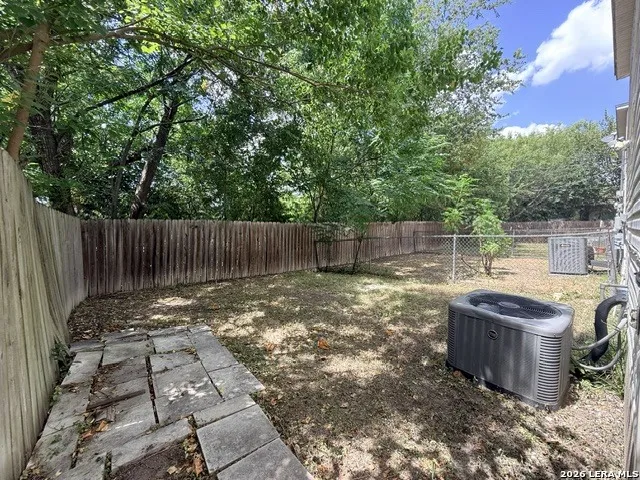 11703 Capotillo Unit 1 San Antonio, TX 78233
