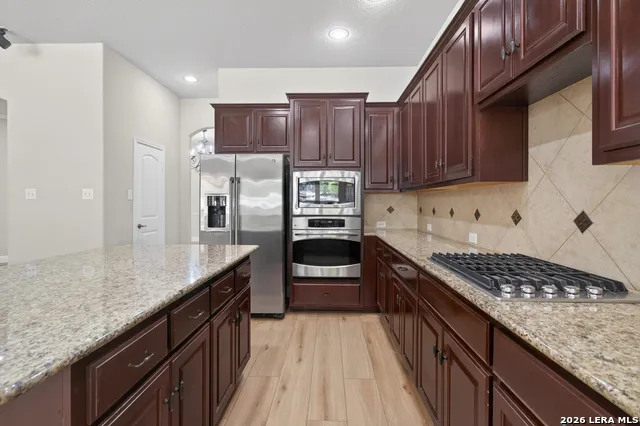 18910 Honey Mesquite San Antonio, TX 78258