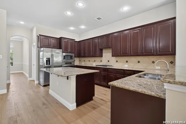 18910 Honey Mesquite San Antonio, TX 78258