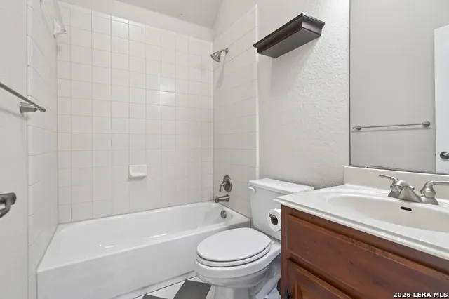 18910 Honey Mesquite San Antonio, TX 78258