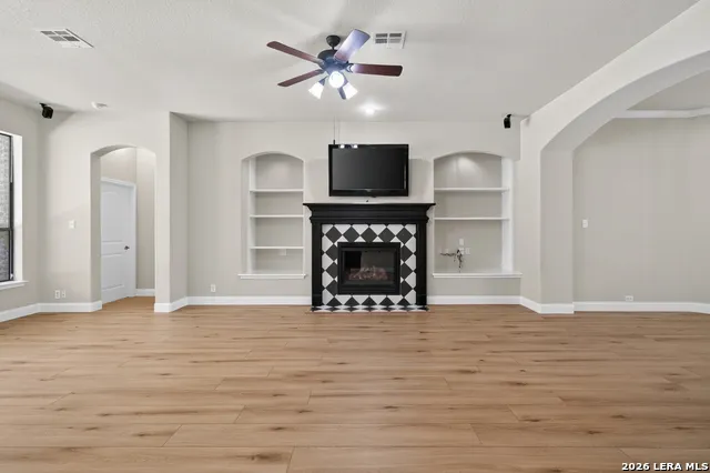 18910 Honey Mesquite San Antonio, TX 78258