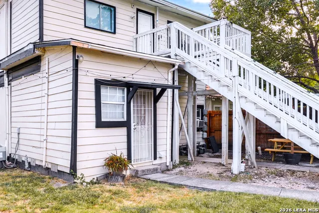1025 W Craig Pl Unit 4 San Antonio, TX 78201