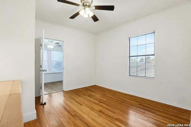1025 W Craig Pl Unit 4 San Antonio, TX 78201