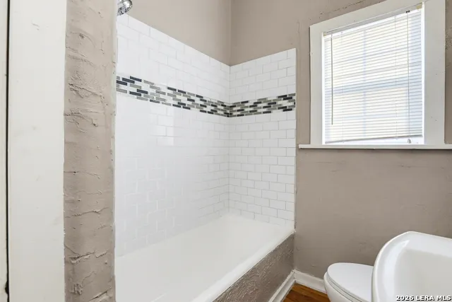 1025 W Craig Pl Unit 4 San Antonio, TX 78201