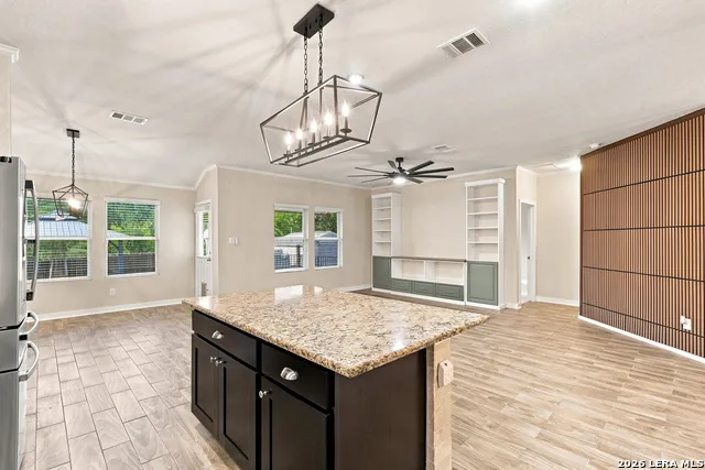 5122 Blue Ivy Bulverde, TX 78163
