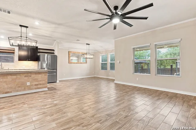 5122 Blue Ivy Bulverde, TX 78163