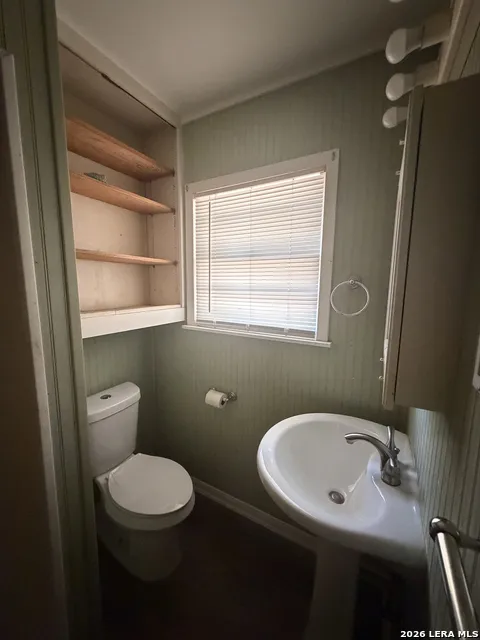 1315 Isabella Castroville, TX 78009