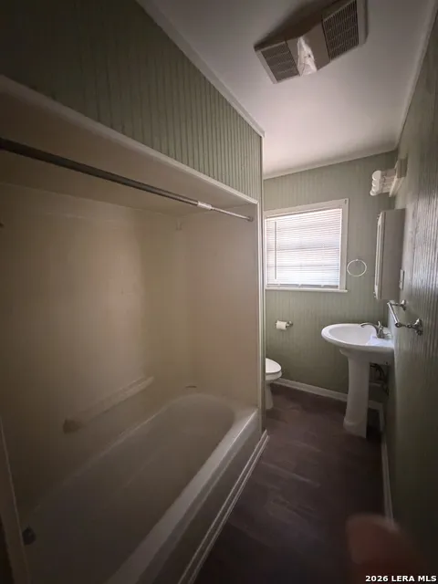 1315 Isabella Castroville, TX 78009