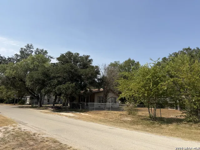 1315 Isabella Castroville, TX 78009
