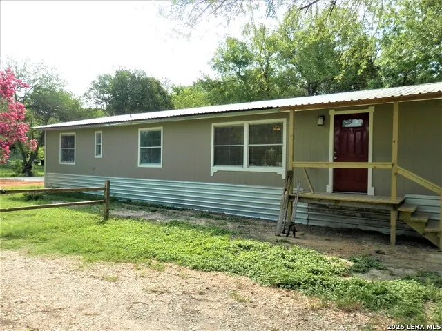 786 POTTHAST DR New Braunfels, TX 78130