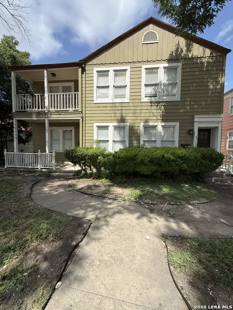 6713 Broadway