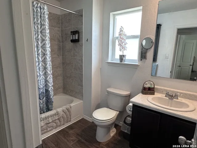 3523 SALADO BRK San Antonio, TX 78222