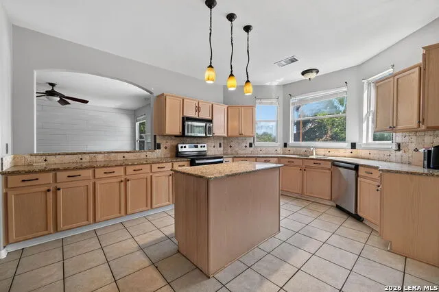 1506 Crescent Point San Antonio, TX 78258