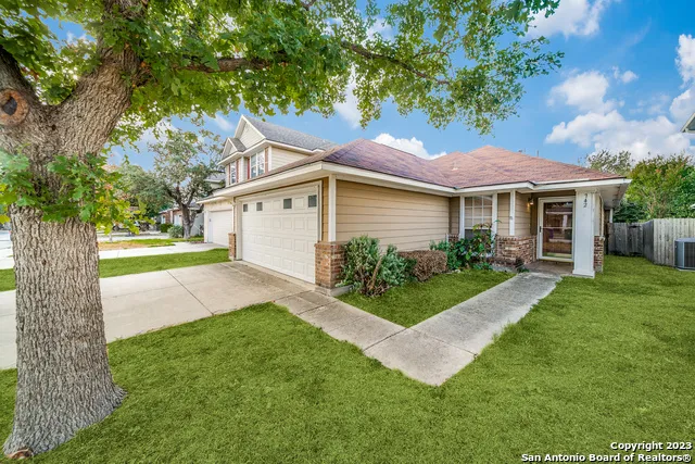 742 Sycamore Moon San Antonio, TX 78216