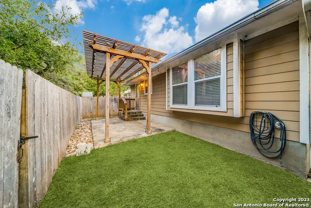 742 Sycamore Moon San Antonio, TX 78216