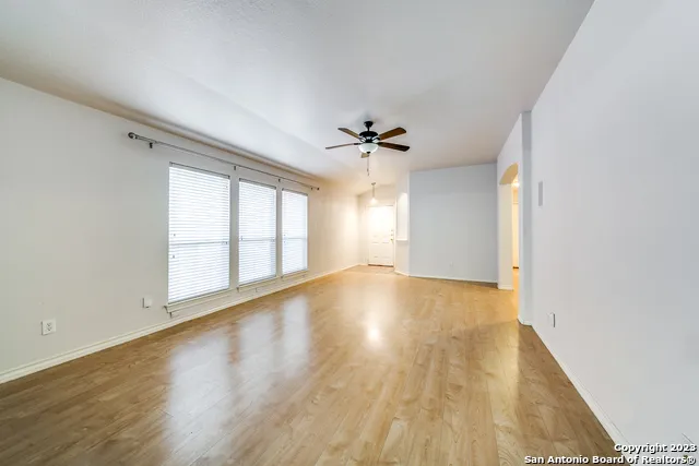 742 Sycamore Moon San Antonio, TX 78216