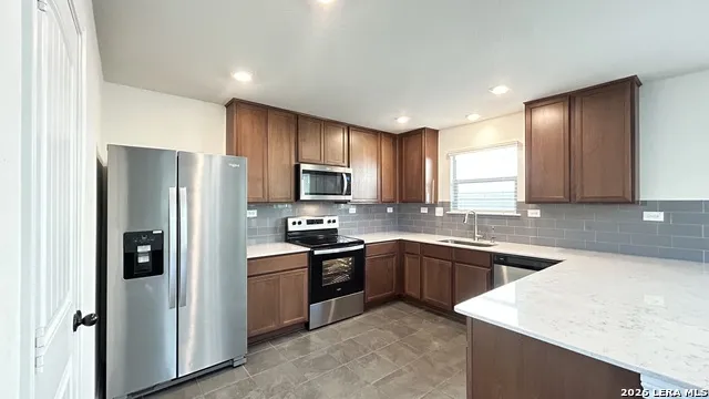 6014 FOSTER BND San Antonio, TX 78244