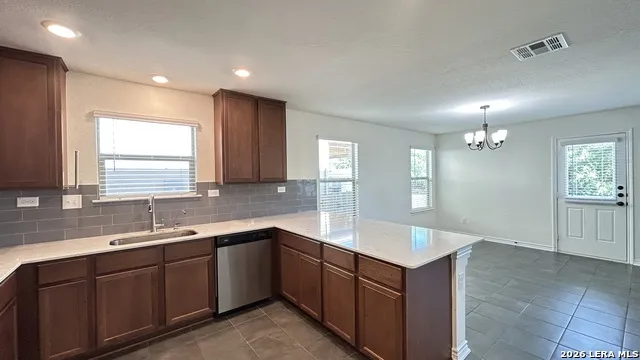 6014 FOSTER BND San Antonio, TX 78244
