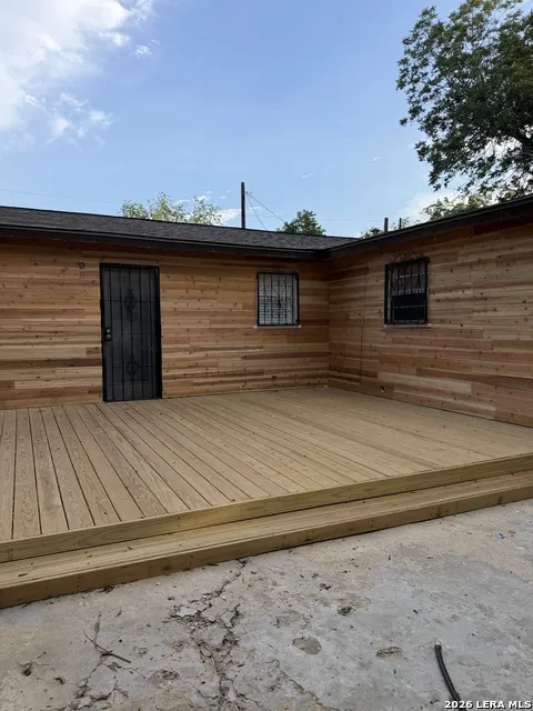 707 W Malone San Antonio, TX 78225
