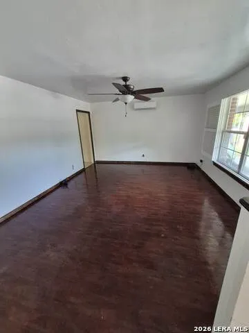 707 W Malone San Antonio, TX 78225