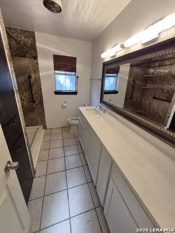 707 W Malone San Antonio, TX 78225