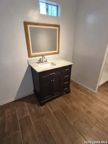 707 W Malone San Antonio, TX 78225