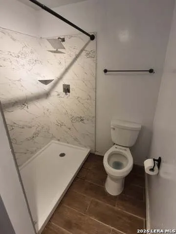 707 W Malone San Antonio, TX 78225