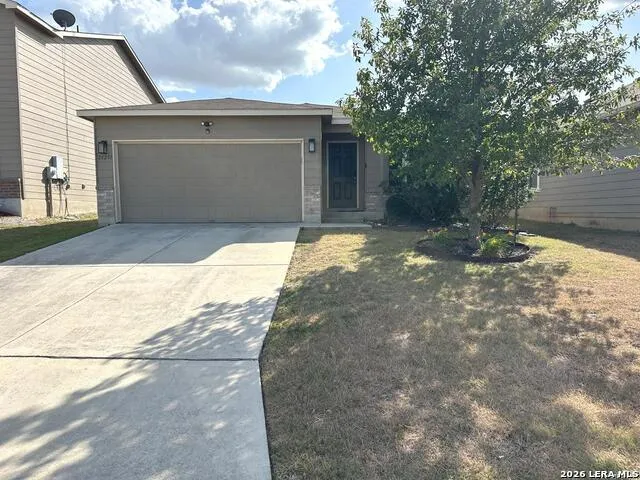 24251 Invitation Oak San Antonio, TX 78261