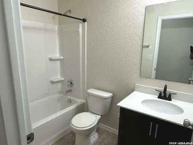 24251 Invitation Oak San Antonio, TX 78261
