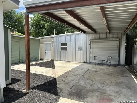 1619 Nolan Unit B