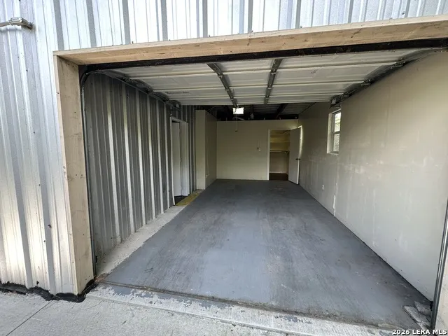1619 Nolan Unit B San Antonio, TX 78202