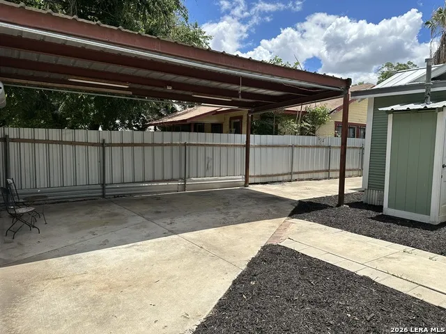 1619 Nolan Unit B San Antonio, TX 78202