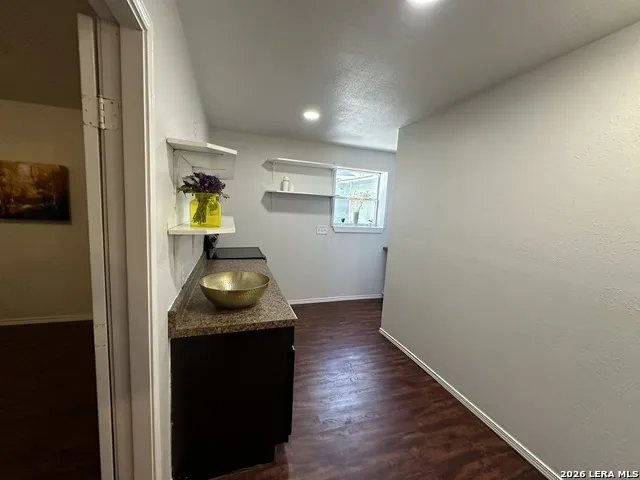 1619 Nolan Unit B San Antonio, TX 78202